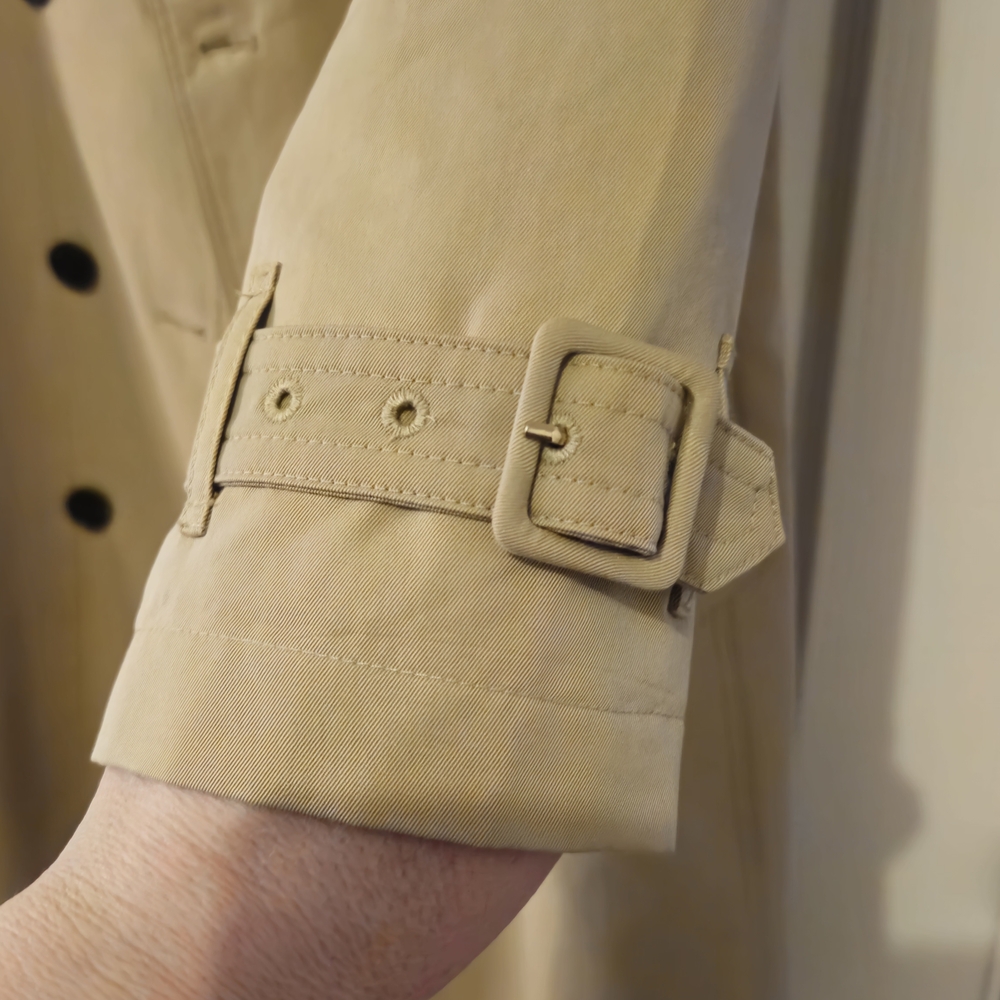 Burberry Tan and Black Plaid Lined Coat - Picture 9 of 16